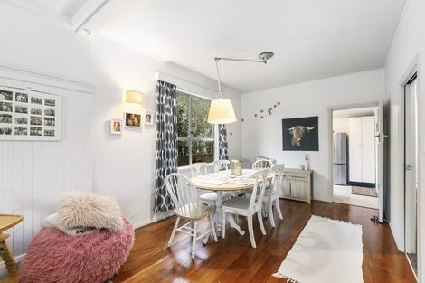 Photo of property in 379 Muritai Road, Eastbourne, Lower Hutt, 5013