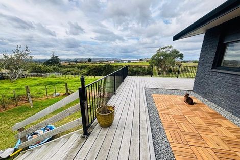 Photo of property in 111 Roberts Road, Tuakau, 2694