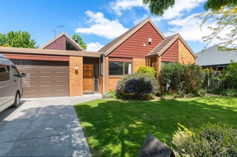 Photo of property in 66 Apsley Drive, Avonhead, Christchurch, 8042