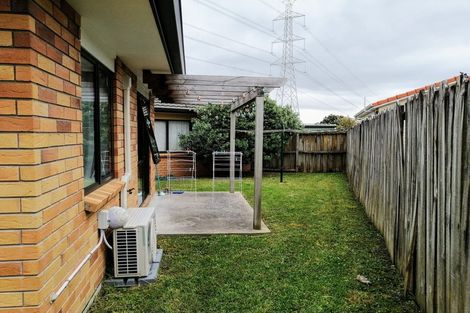 Photo of property in 39 Waller Avenue, Bucklands Beach, Auckland, 2012