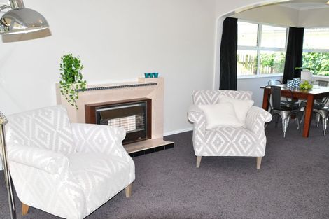 Photo of property in 69 Apollo Parade, Milson, Palmerston North, 4414