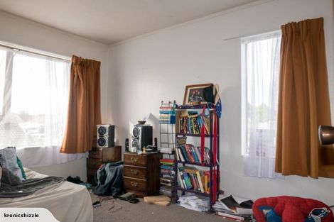 Photo of property in 3/320 Pakuranga Road, Pakuranga Heights, Auckland, 2010
