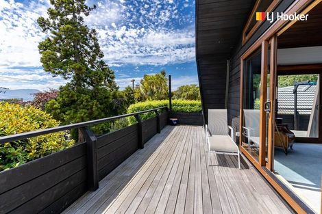 Photo of property in 4 Barling Street, Macandrew Bay, Dunedin, 9014