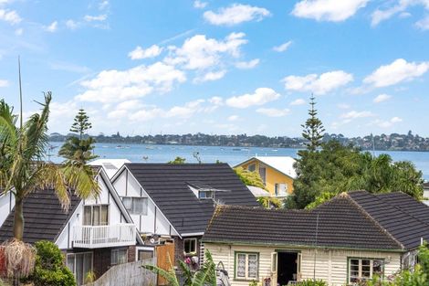 Photo of property in 3/64 Hattaway Avenue, Bucklands Beach, Auckland, 2012