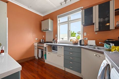 Photo of property in 13 Howden Road, Fairfield, Hamilton, 3214