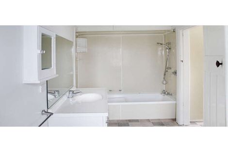 Photo of property in 47 Fitzroy Street, Terrace End, Palmerston North, 4410