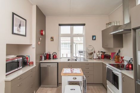 Photo of property in 15 Saint George Street, Watlington, Timaru, 7910