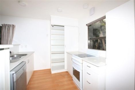 Photo of property in 2/58 Park Road, Glenfield, Auckland, 0629