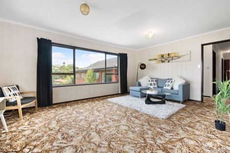 Photo of property in 2/723 Beach Road, Browns Bay, Auckland, 0630