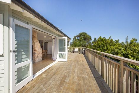 Photo of property in 18 Stewart Street, Raglan, 3225