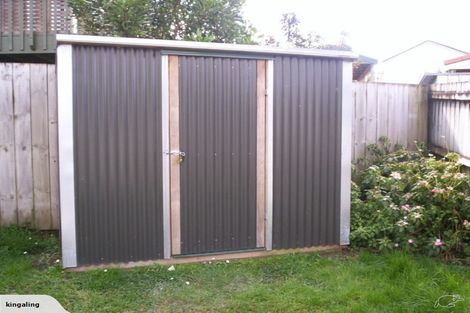 Photo of property in 30 Loughanure Place, Massey, Auckland, 0614