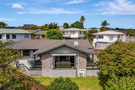 Photo of property in 51 Osprey Drive, Welcome Bay, Tauranga, 3112