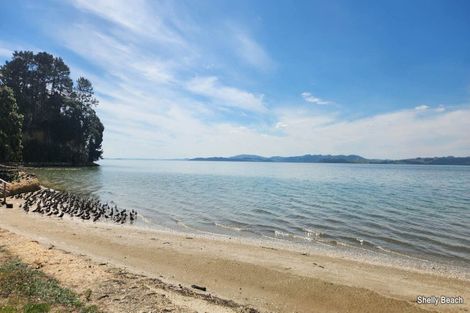 Photo of property in 21 Omana Avenue, Shelly Beach, Helensville, 0874