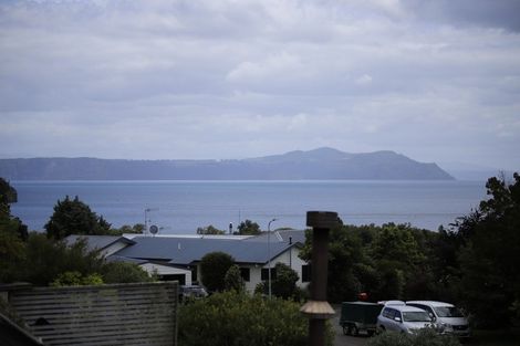 Photo of property in 13 Herea Avenue, Motuoapa, 3382