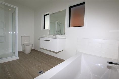 Photo of property in 5 Frances Bryers Road, Hobsonville, Auckland, 0616