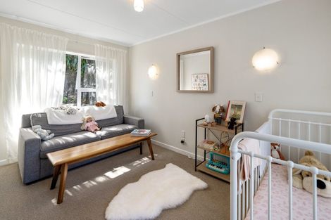 Photo of property in 4 Crownhill Street, Spotswood, New Plymouth, 4310