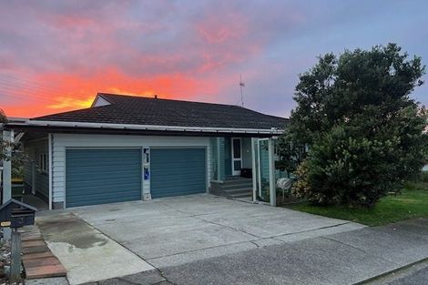 Photo of property in 3 Ardal Grove, Tirohanga, Lower Hutt, 5010