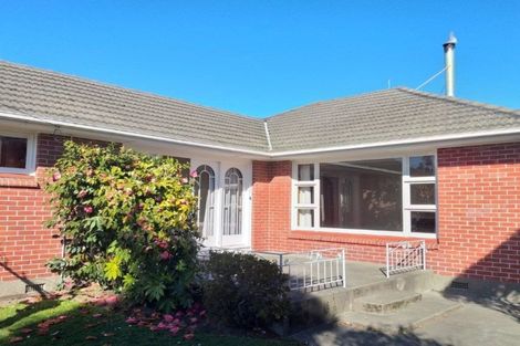 Photo of property in 16 Shearer Avenue, Papanui, Christchurch, 8052