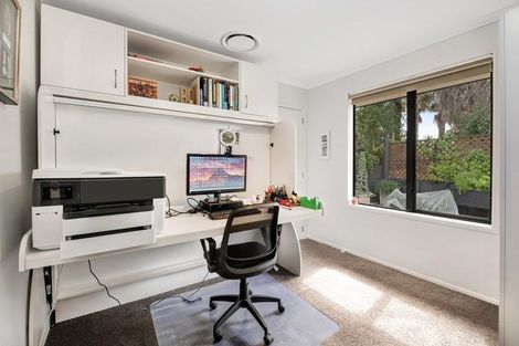 Photo of property in 8a Astrolabe Place, Gulf Harbour, Whangaparaoa, 0930