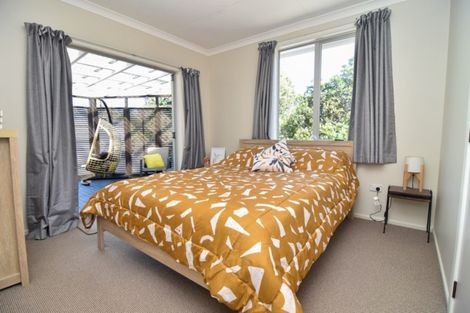 Photo of property in 65 Victoria Street, Carterton, 5713