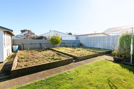 Photo of property in 27 Lower High Street, Marton, 4710