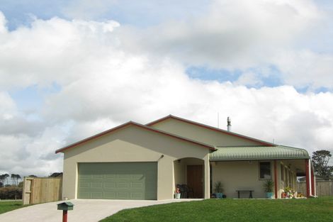 Photo of property in 7 Elizabeth Grove, Stratford, 4332