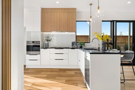 Photo of property in 1 Dorset Down Drive, Karaka, 2580