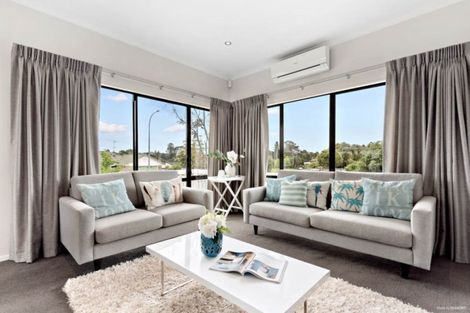 Photo of property in 1 Clarion Place, Glendene, Auckland, 0602