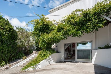 Photo of property in 9 Lincoln Street, Picton, 7220