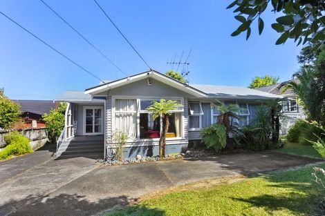 Photo of property in 1/103 Sturges Road, Henderson, Auckland, 0612