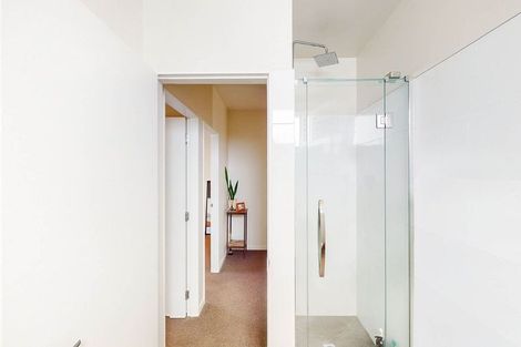 Photo of property in 1c Hungerford Road, Lyall Bay, Wellington, 6022