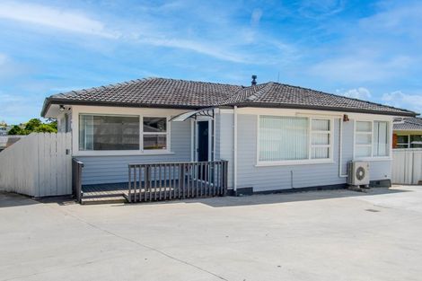 Photo of property in 25 Hobart Crescent, Wattle Downs, Auckland, 2103