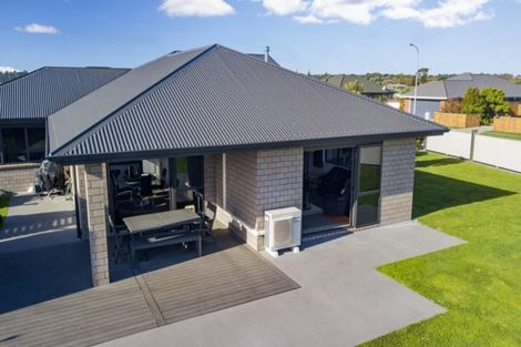 Photo of property in 3 Rawiri Drive, Bell Block, New Plymouth, 4312