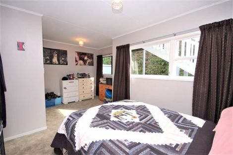 Photo of property in 25 Ingle Avenue, Waipahihi, Taupo, 3330