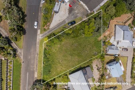 Photo of property in 13 Puriri Place, Whitianga, 3510