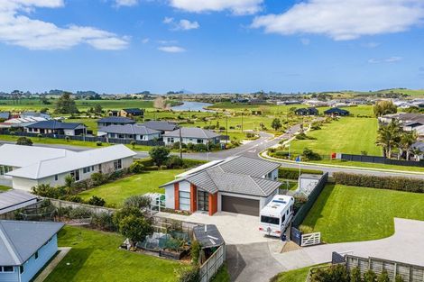 Photo of property in 15 Glen Wallace Road, Waipu, 0510