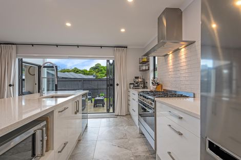 Photo of property in 1 Serenity Crescent, Kelvin Grove, Palmerston North, 4414