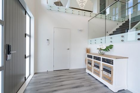 Photo of property in 36 Resolution Drive, Gulf Harbour, Whangaparaoa, 0930