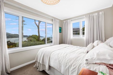 Photo of property in 15 Howard Road, Point Howard, Lower Hutt, 5013