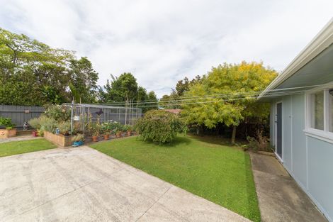 Photo of property in 3 Wincanton Place, Awapuni, Palmerston North, 4412