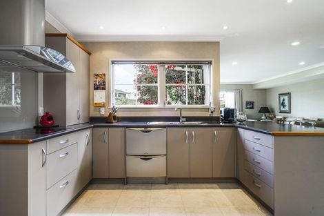 Photo of property in 15 Silva Crescent, Riverlea, Hamilton, 3216