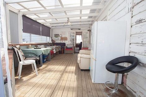 Photo of property in 7 Cracroft Street, Waitara, 4320