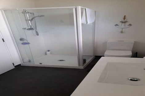 Photo of property in 40a Herewini Street, Titahi Bay, Porirua, 5022