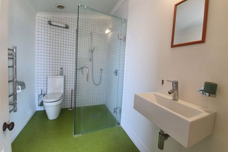 Photo of property in 77 Eliot Street, New Plymouth, 4310