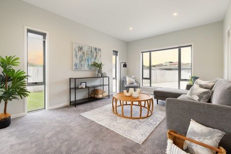 Photo of property in 174 Ballintoy Park Drive, Welcome Bay, Tauranga, 3175