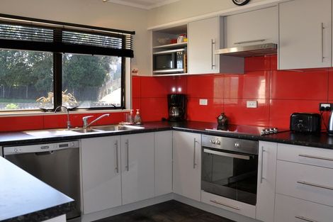 Photo of property in 14 Hanlen Avenue, Waihi Beach, 3611