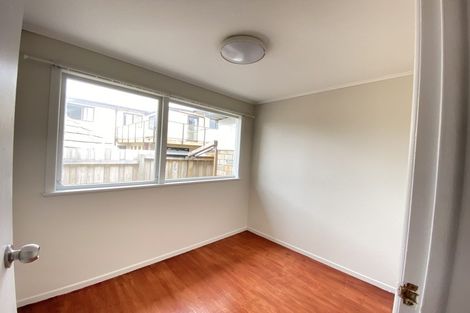 Photo of property in 28a Longburn Road, Henderson, Auckland, 0610