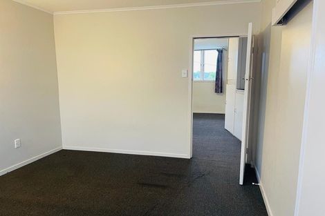 Photo of property in 22 Evans Road, Glen Eden, Auckland, 0602