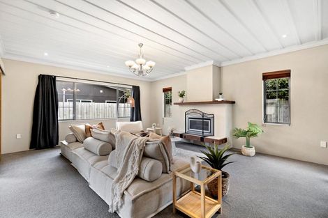 Photo of property in 12 Orbell Drive, Lake Hayes, Queenstown, 9304
