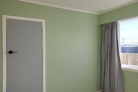 Photo of property in 28 Old South Road, Okato, 4335